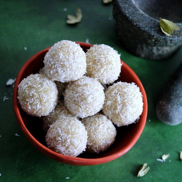 Coconut Laddus