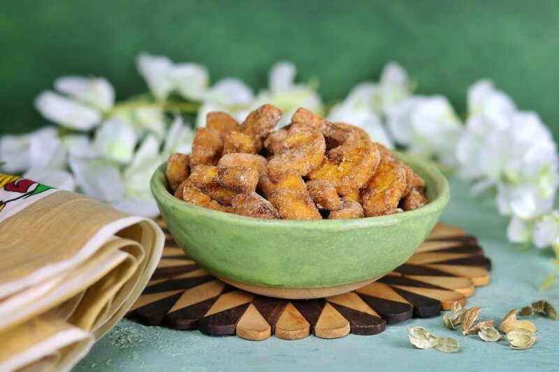 Sarkara Varatti (Spiced Plantain Chips)